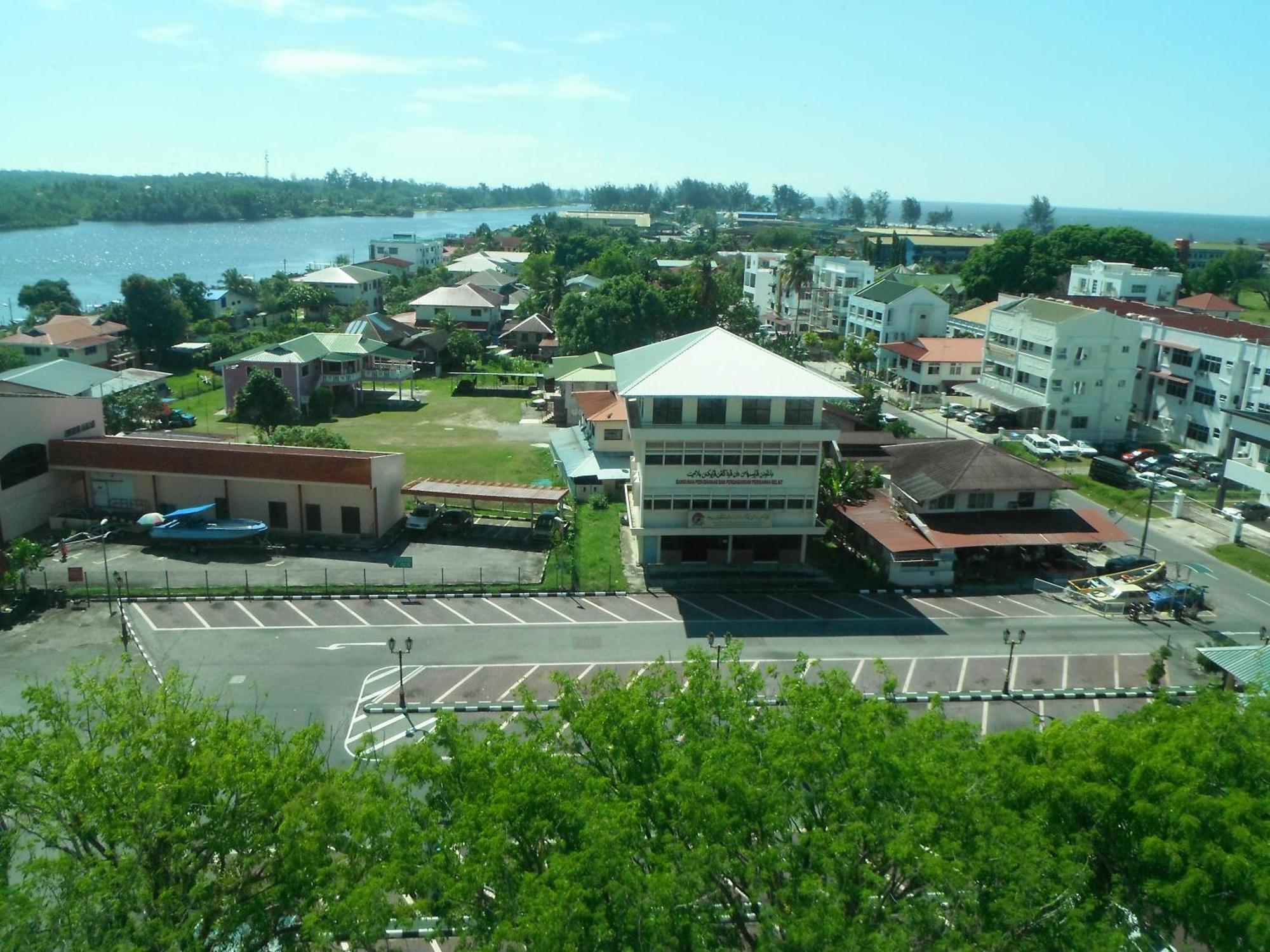 ケオジャ ホテル Kuala Belait エクステリア 写真